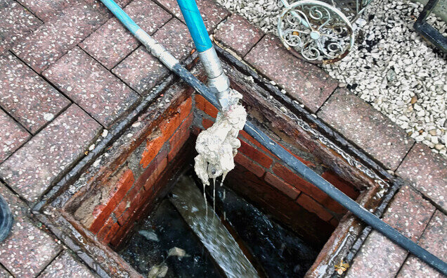 https://plumberkewdale.com.au/uploads/2025/06/blocked-drains-598620.jpg