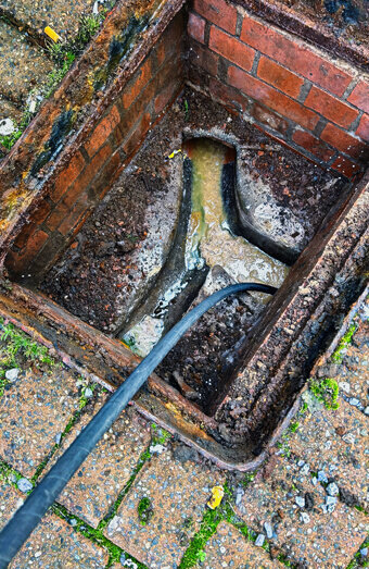 https://plumberkewdale.com.au/uploads/2025/06/blocked-drains-644040.jpg